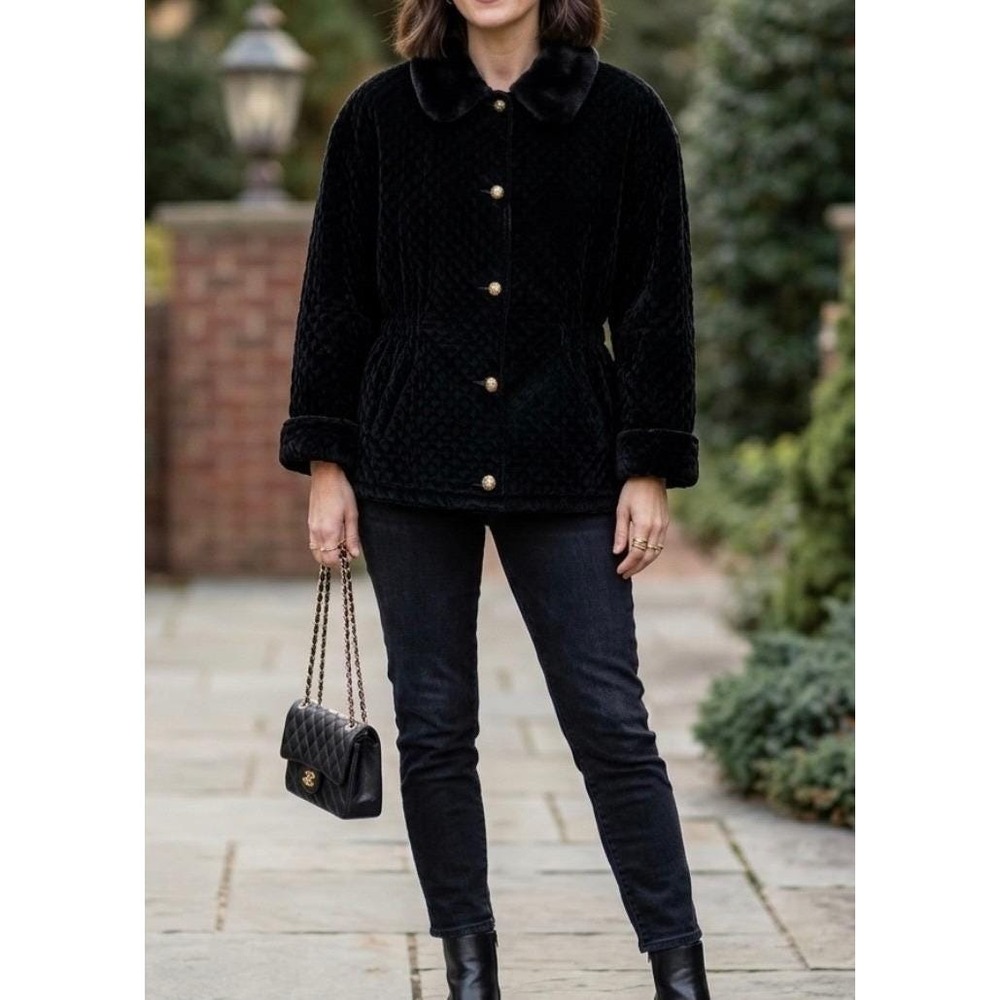 Kaos by Andy Johns Black Quilted Velvet Jacket Faux Fur Collar Gold Button M